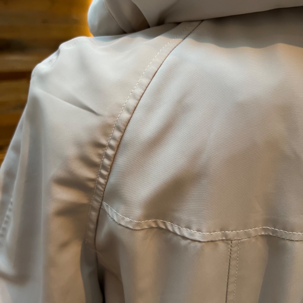 Weatherproof Raincoat Softshell Water Resistant T… - image 7